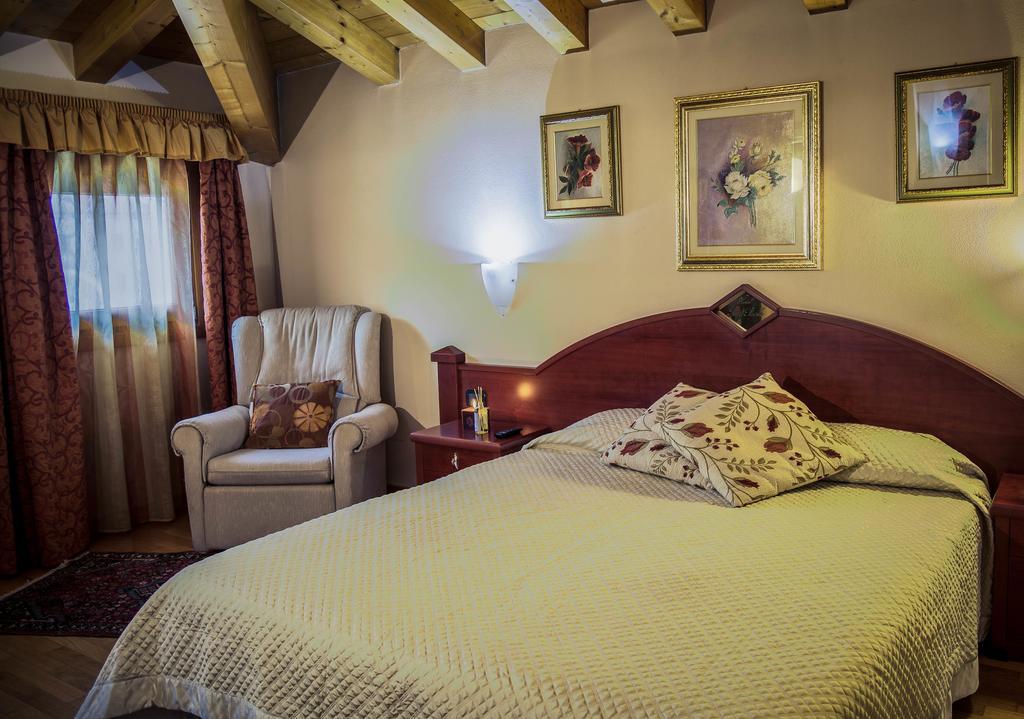 קמפוסמפיירו Hotel San Paolo חדר תמונה