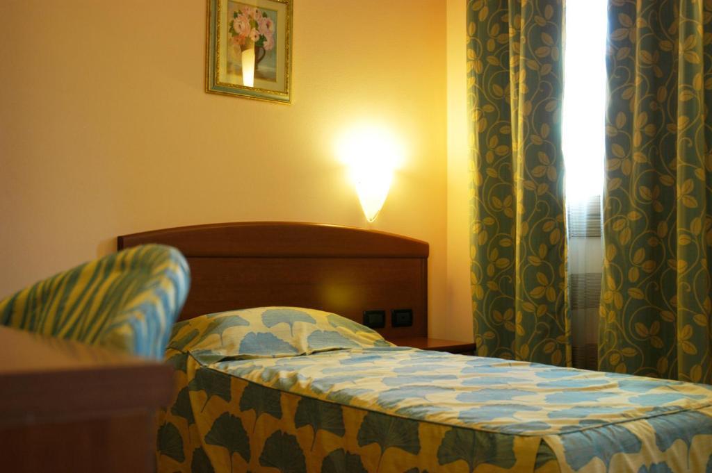 קמפוסמפיירו Hotel San Paolo מראה חיצוני תמונה